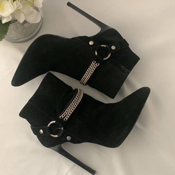 SAINT LAURENT PARIS Chain Harness Stiletto Heel Bootie - Picture 4 of 15